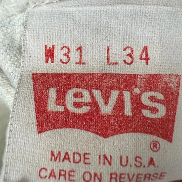 Vintage 80’s Levi’s 501 White and Blue Pin Striped Relaxed Jeans Size 31x33